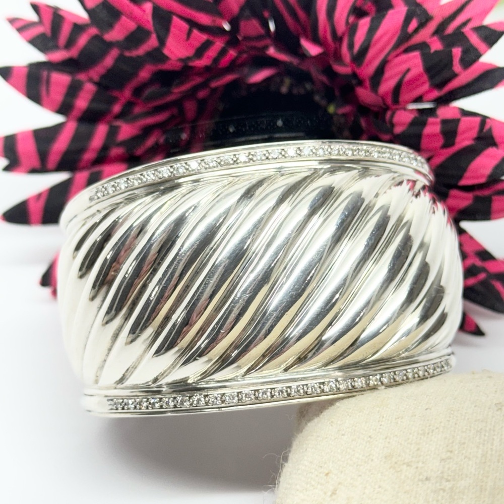 David Yurman Thoroughbred Wide Diamond Cable Cuff Bracelet .925 - Picture 3 of 14